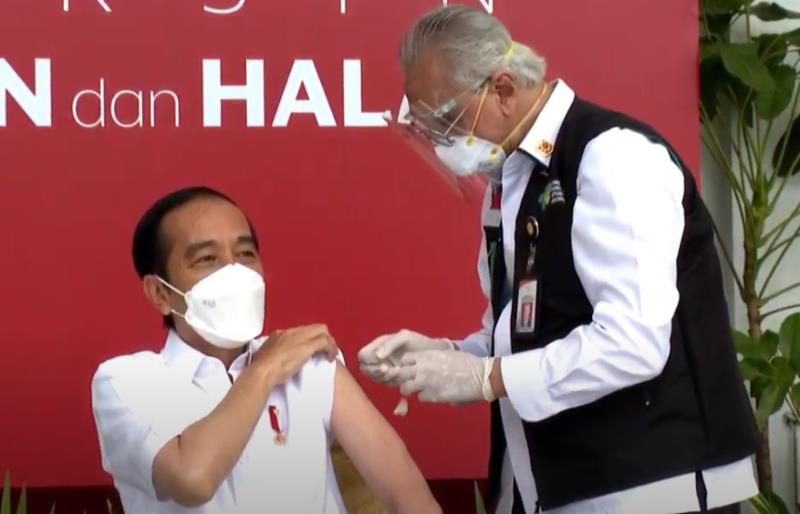 印尼总统佐科接种中国新冠疫苗